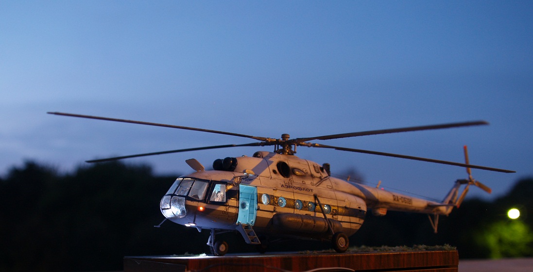 Советский многоцелевой вертолёт Ми-8Т sohoarts.ru